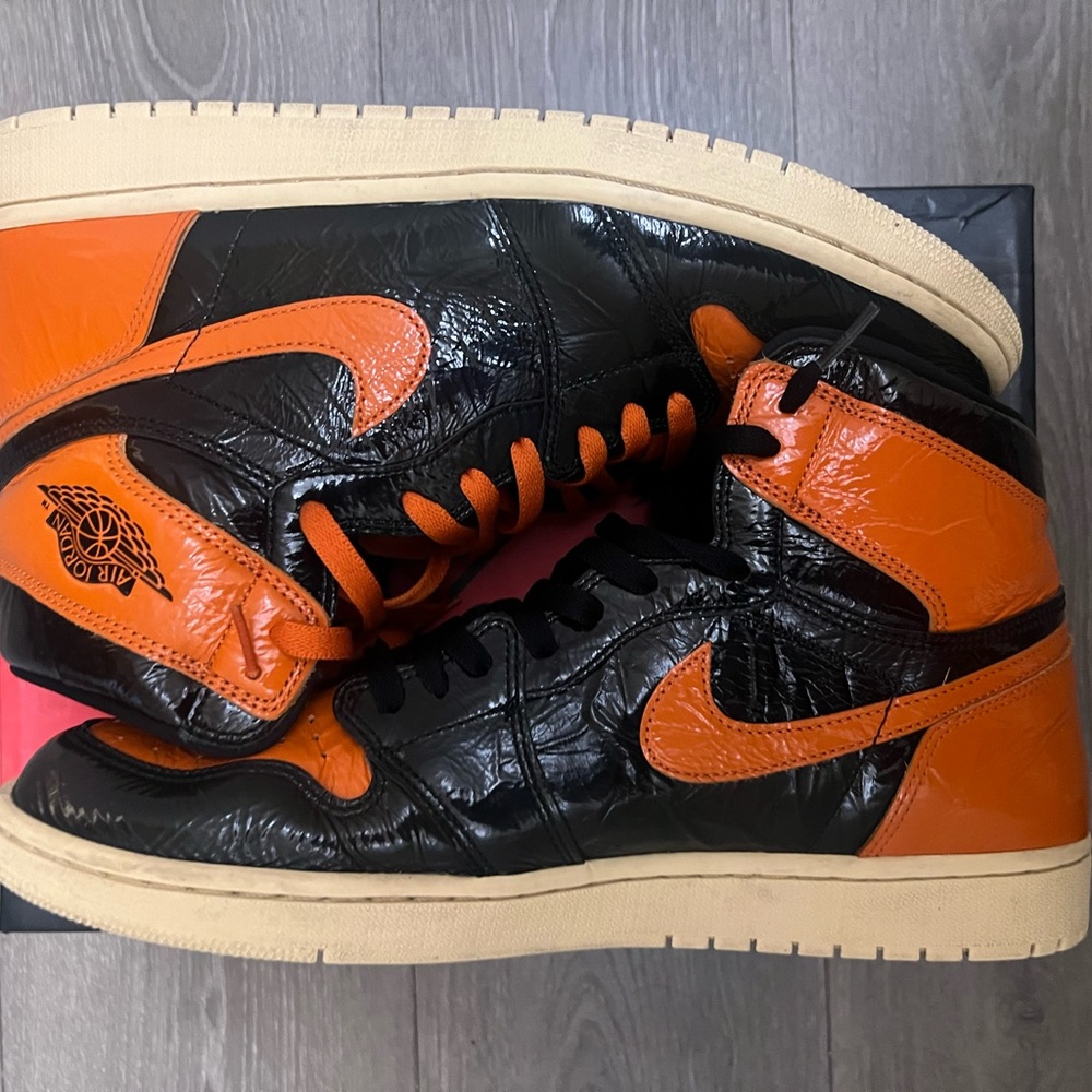 Jordan 1 - Picture 6 of 7
